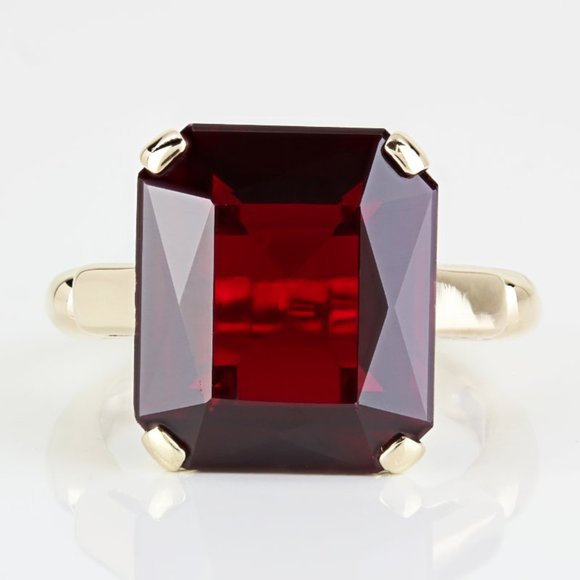 10K Yellow Gold Emerald-Cut Garnet Solitaire Ring - Picture 1 of 7